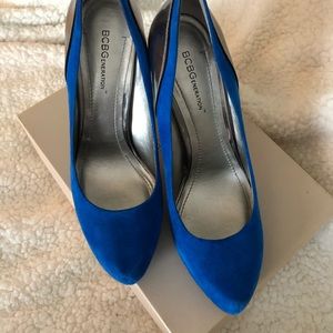 BCBG Generation Paeyton Ulta Blue Magnet heels